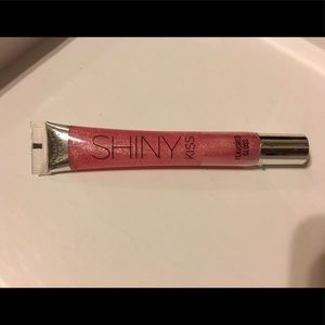 Victoria’s Secret ShinyKiss Gloss Strawberry Fizz